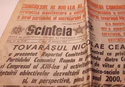 Scânteia newspaper Romania 1980 - communist party propaganda publication
